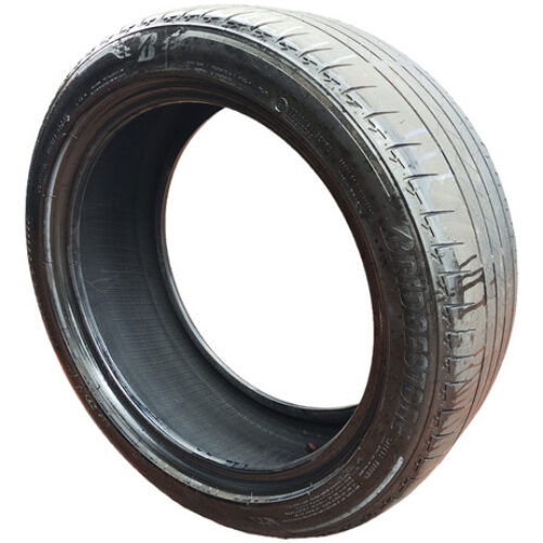 Pneu Bridgestone  225 45r17 Aro 17