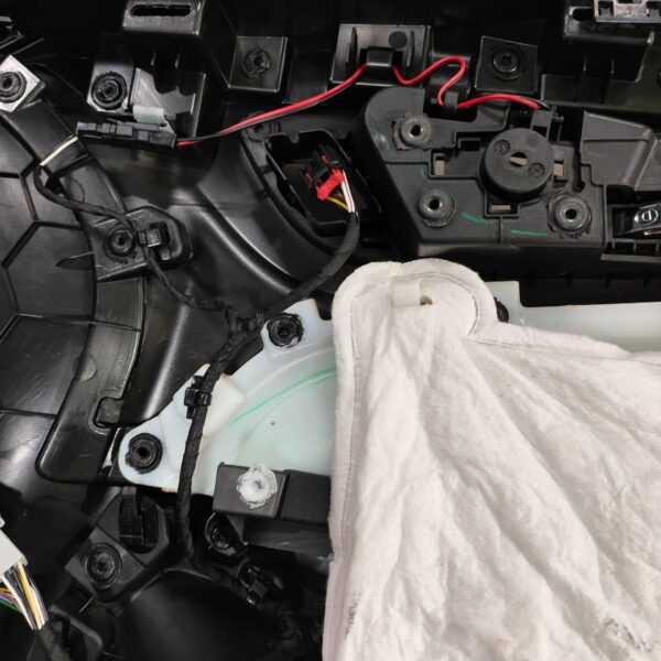 Forro Dianteiro esquerdo chevrolet Equinox 2020 2021 2022 - Imagem 8