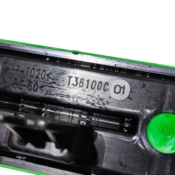 TAMPA SUPORTE RADIADOR Vw Jetta 2011 2012 2013 2014 - Imagem 6