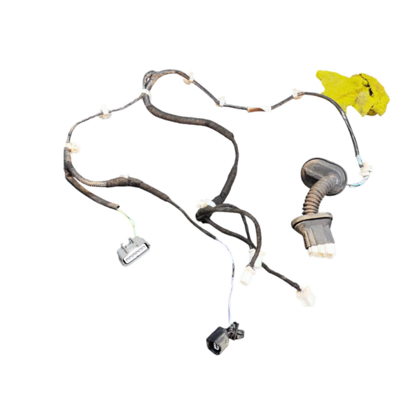 PISCA Chicote PortA TRAS ESQ Nissan Kicks 21/22 241275ra0b