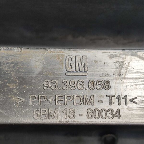 GRADE INFERIOR PARACHOQUE DIANT Gm Meriva 06/12 93396058 - Imagem 7