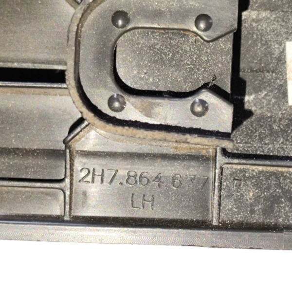SOLEIRA PORTA TRAS ESQUERDA 2H7864677 VW AMAROK 2011 A 2017 - Imagem 7