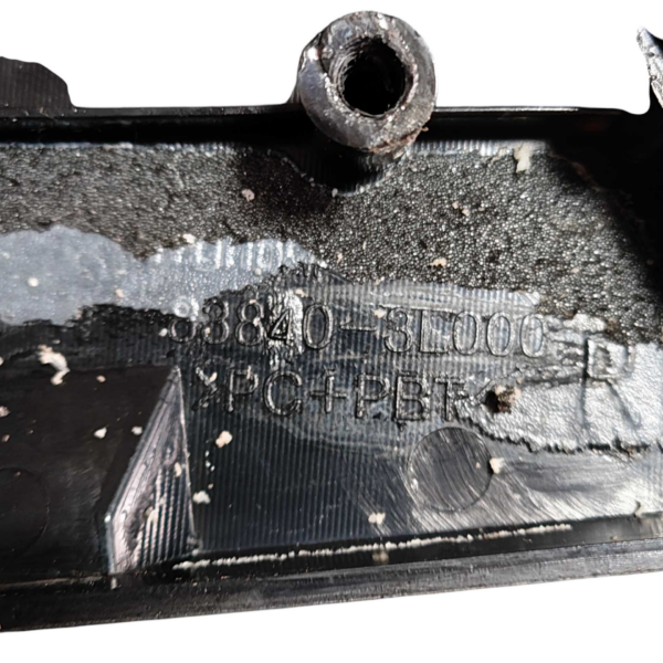 moldura porta tras dir hyundai azera 3.3 v6 838403l000 - Imagem 5