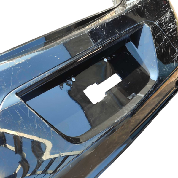 PARACHOQUE TRASEIRO 94746972 GM ONIX 2012 2013 2014 DETALHE - Imagem 4