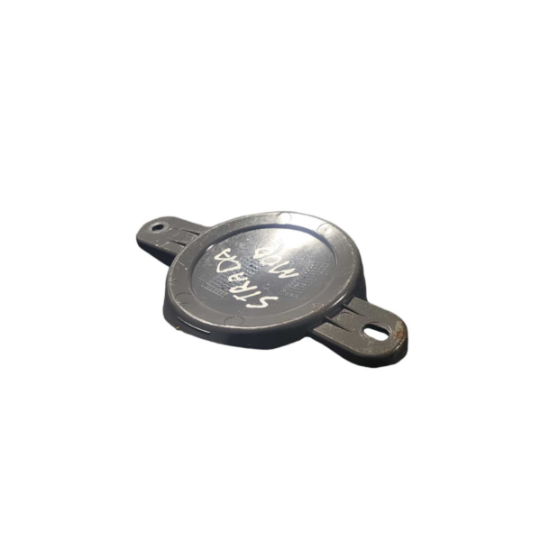 TAMPA FAROL MILHA ESQUERDA FIAT STRADA 2014/2017 SX100201937