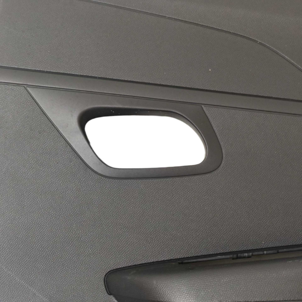 FORRO PORTA TRAS DIRETA 9832874980 Peugeot 208 - 2021 A 2023 - Imagem 4