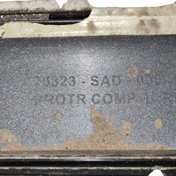 FRISO PORTA TRAS ESQ HONDA FIT 2003/08 75323SAD000 C/DETALHE - Imagem 8