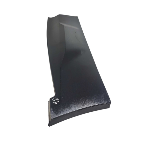 MOLDURA Porta TRAS DIR Gm Tracker 1.2 2021/2022 26275883 - Imagem 3