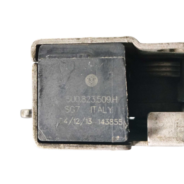 fechadura capô 5U0823509H vw gol g5 g6 2009 2010 a 2016 - Imagem 2