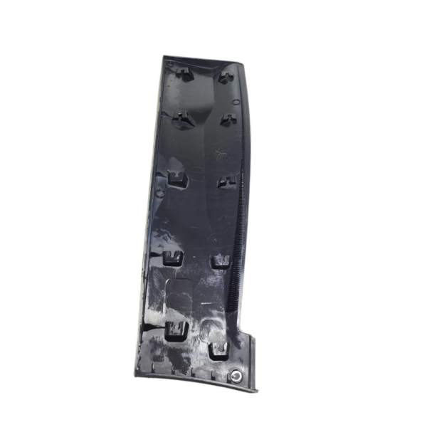 MOLDURA Porta TRAS DIR Gm Tracker 1.2 2021/2022 26275883 - Imagem 4