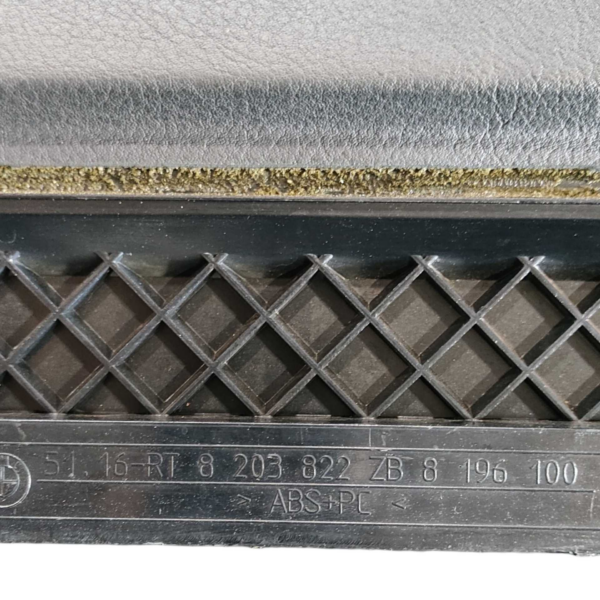 TAMPA PORTA LUVAS BMW 320I 1997 1998 1999 A 2002 8203822 - Imagem 8