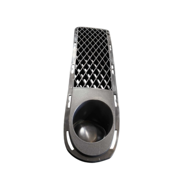 Moldura FAROL Milha direito VOLKSWAGEN Gol G3 1999 a 2005 - Imagem 5