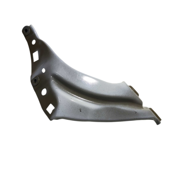 SUPORTE PARALAMA DIREITO 2GK821136 VW TAOS 2023 2024 BRANCO