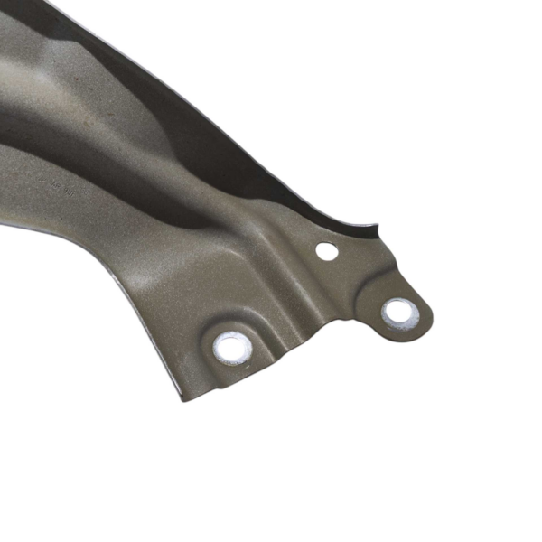 SUPORTE PARALAMA DIREITO 2GK821136 VW TAOS 2023 2024 BRANCO - Imagem 4