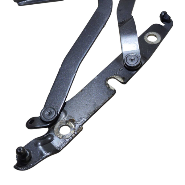 DOBRADIÇA ESQUERDA TAMPA TRASEIRA 8E5827301C AUDI A4 2002/06 - Imagem 6