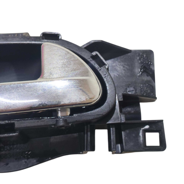 MAÇANETA INT DIANTEIRA DIREITA CITROEN C3 1.5 2014 A 2016 - Imagem 4